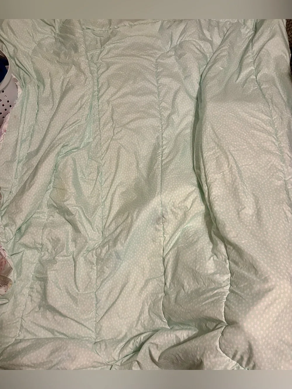 350- Full size reversible comforter: unicorns/floral and mint with white dots